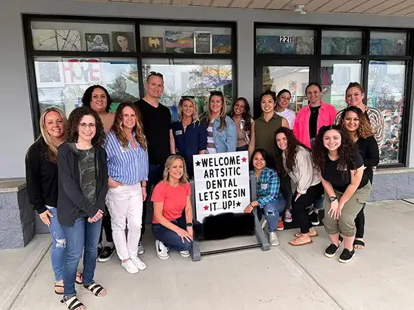 Doctors and team of Artistic Dental